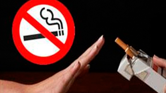 Tránh nơi có khói thuốc - những người không hút thuốc tiếp xúc với khói thuốc lá sẽ tăng 20-30% nguy cơ bị ung thư phổi.